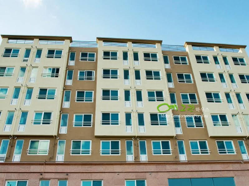 Jungmun Yegreen Residence Hotel Σεογκουίπο Εξωτερικό φωτογραφία