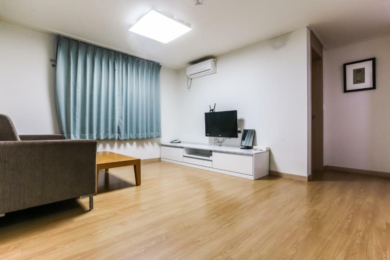 Jungmun Yegreen Residence Hotel Σεογκουίπο Εξωτερικό φωτογραφία