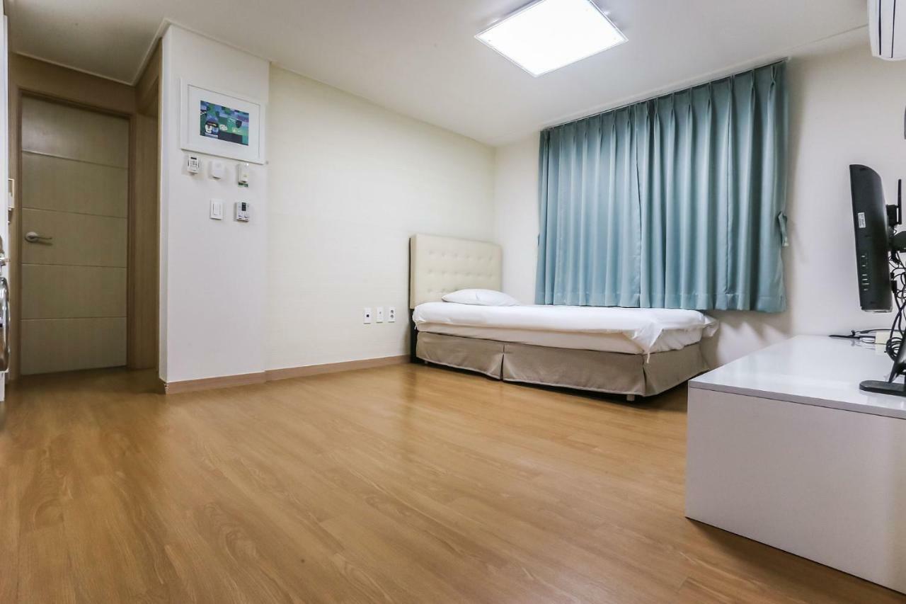 Jungmun Yegreen Residence Hotel Σεογκουίπο Εξωτερικό φωτογραφία